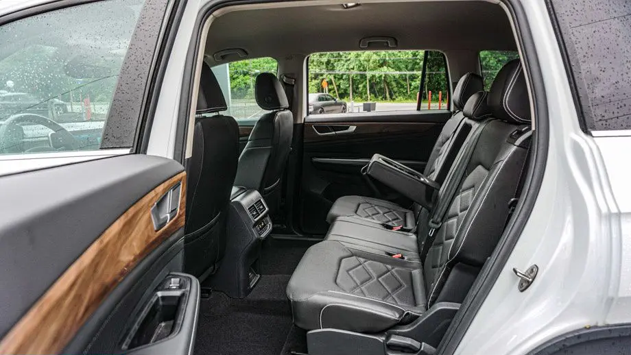 2024 Volkswagen Atlas SE 4Motion