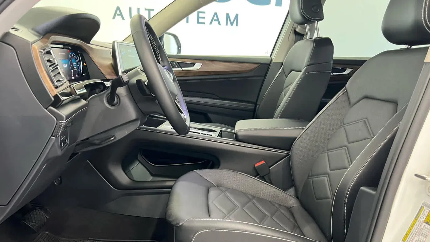 2025 Volkswagen Atlas SE 4Motion