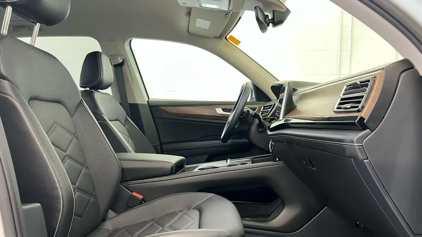 2025 Volkswagen Atlas SE 4Motion