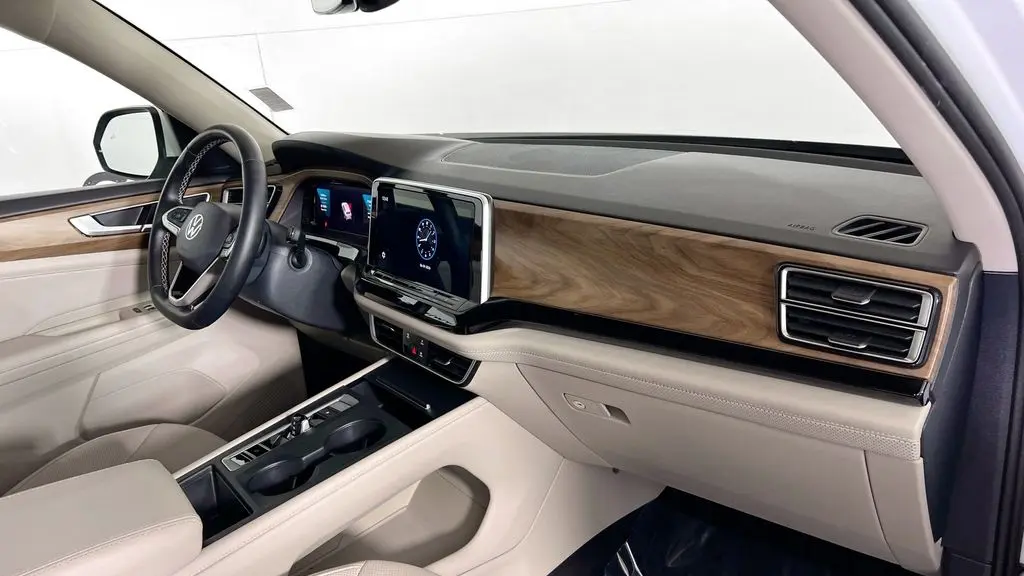 2024 Volkswagen Atlas SE 4Motion