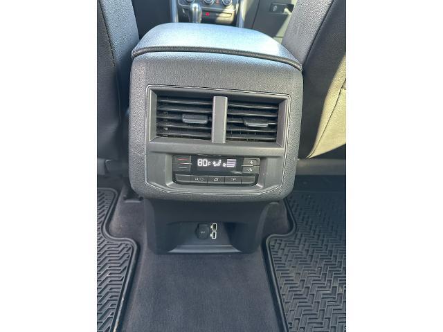 2018 Volkswagen Atlas - $10,500