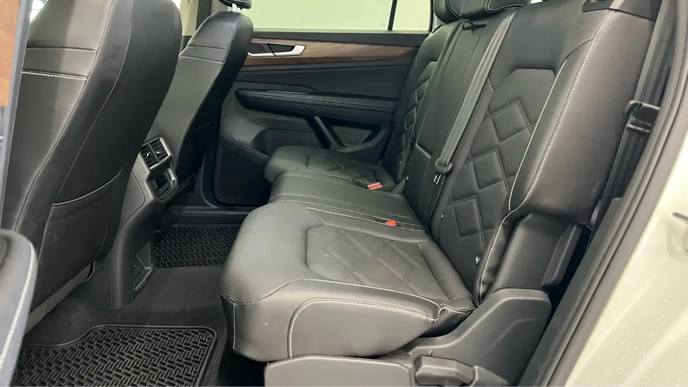 2025 Volkswagen Atlas SE 4Motion