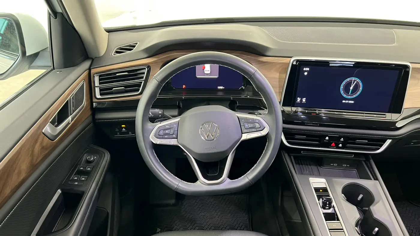 2025 Volkswagen Atlas SE 4Motion