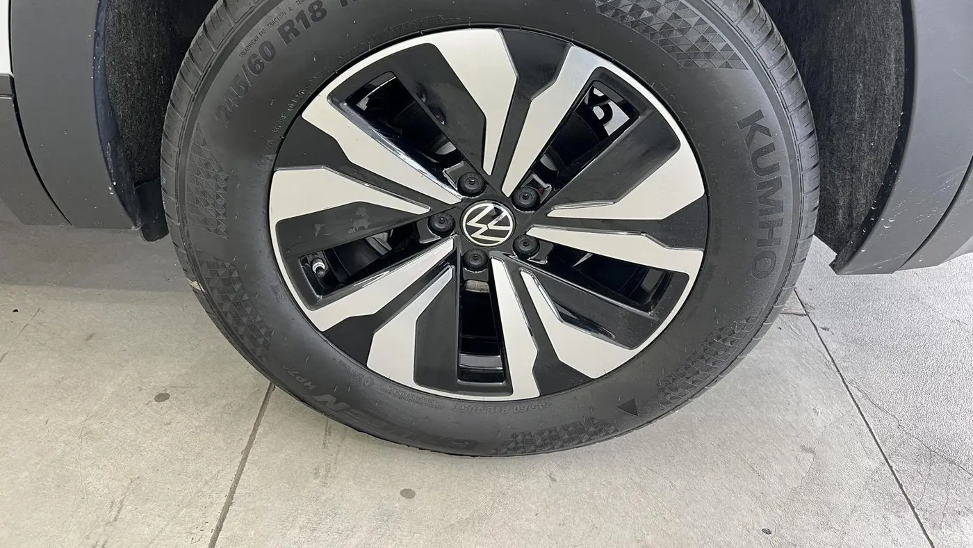 2025 Volkswagen Atlas SE 4Motion