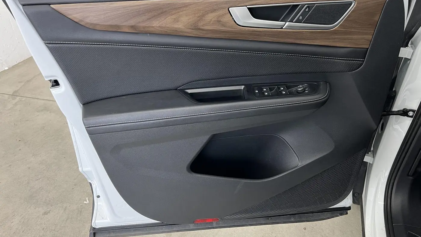 2025 Volkswagen Atlas SE 4Motion