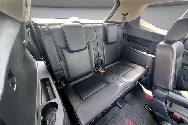 2019 Volkswagen Atlas - $17,500