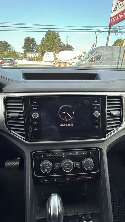 Photo of a 2019 Volkswagen Atlas AWD V6 SEL Premium 4motion 4DR SUV for sale