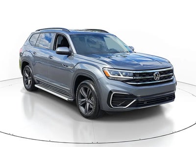 Photo of a 2021 Volkswagen Atlas V6 SE R-LINE 4DR SUV W/Technology (midyear Release) for sale