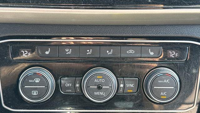 2020 Volkswagen Atlas Cross Sport V6 SEL R-Line 4Motion
