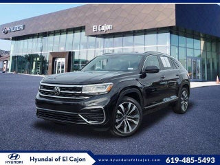 2020 Volkswagen Atlas Cross Sport with Deep Black Pearl Exterior