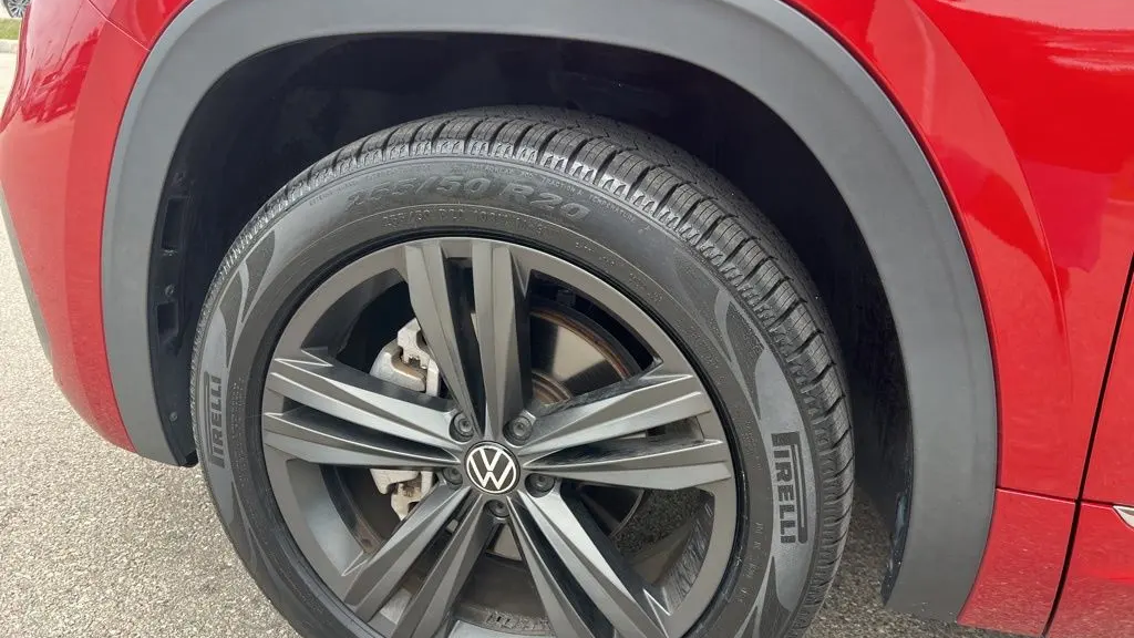 2021 Volkswagen Atlas Cross Sport V6 SE R-Line 4Motion