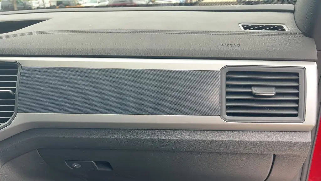 2021 Volkswagen Atlas Cross Sport V6 SE R-Line 4Motion