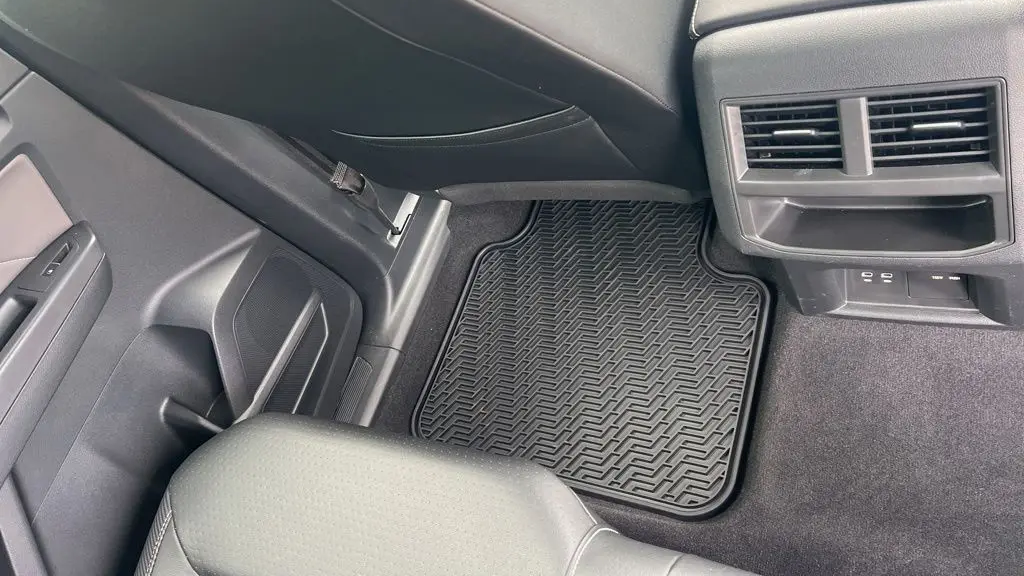 2021 Volkswagen Atlas Cross Sport V6 SE R-Line 4Motion