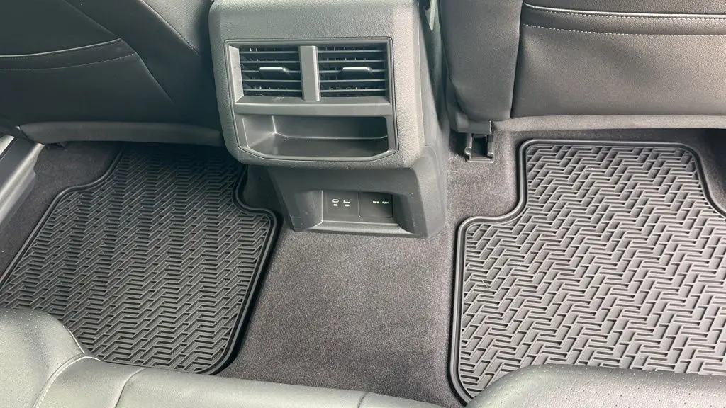 2021 Volkswagen Atlas Cross Sport V6 SE R-Line 4Motion