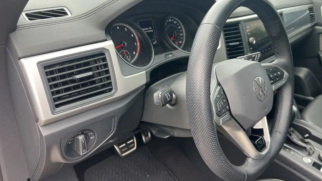 2021 Volkswagen Atlas Cross Sport V6 SE R-Line 4Motion