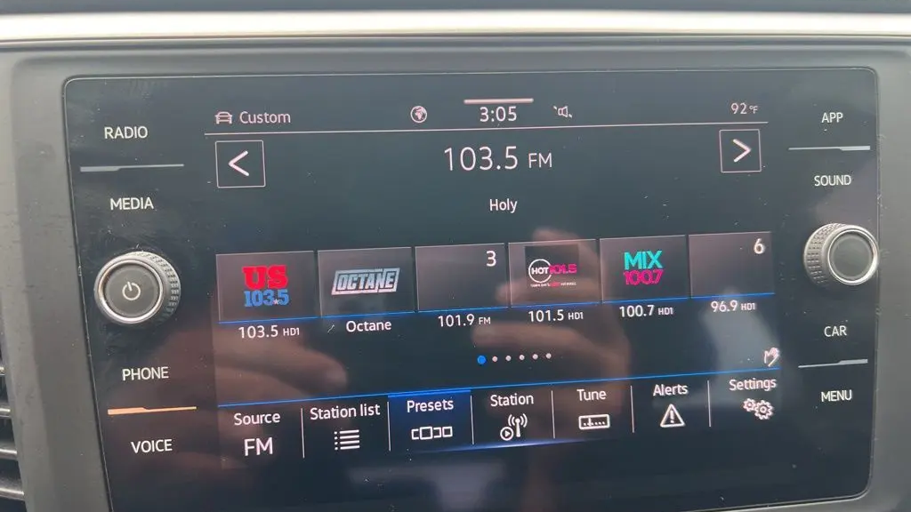 2021 Volkswagen Atlas Cross Sport V6 SE R-Line 4Motion