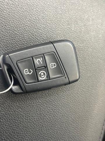 2018 Volkswagen Atlas - $16,925