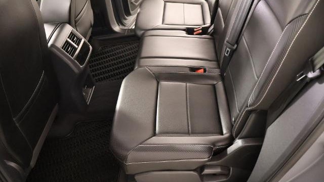 2023 Volkswagen Atlas Cross Sport SEL R-Line Black 4Motion