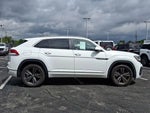 2022 Atlas Cross Sport Thumbnail 7