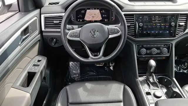 2022 Volkswagen Atlas Cross Sport SEL R-Line 4Motion