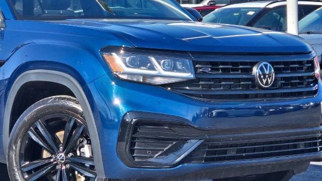 2023 Volkswagen Atlas Cross Sport SEL R-Line Black 4Motion