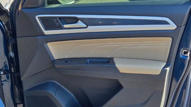 2023 Volkswagen Atlas Cross Sport SEL R-Line Black 4Motion