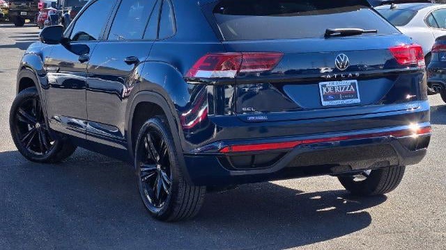 2023 Volkswagen Atlas Cross Sport SEL R-Line Black 4Motion