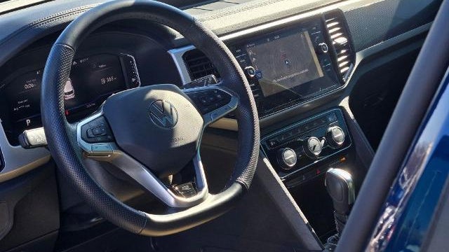2023 Volkswagen Atlas Cross Sport SEL R-Line Black 4Motion