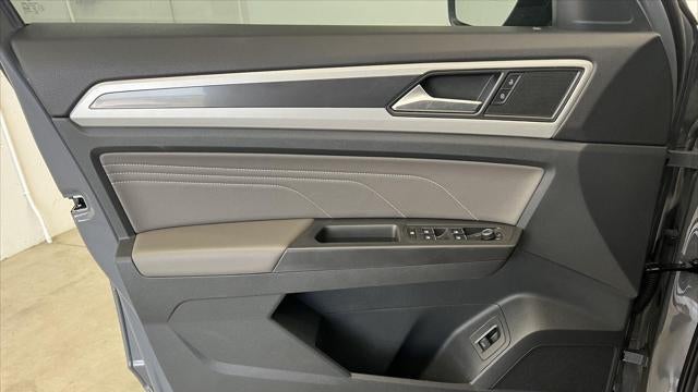2022 Volkswagen Atlas Cross Sport SEL R-Line 4Motion