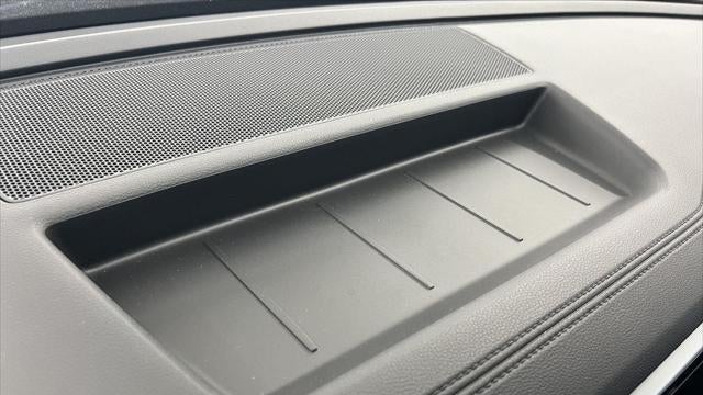 2022 Volkswagen Atlas Cross Sport SEL R-Line 4Motion