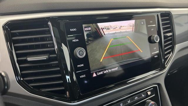 2022 Volkswagen Atlas Cross Sport SEL R-Line 4Motion