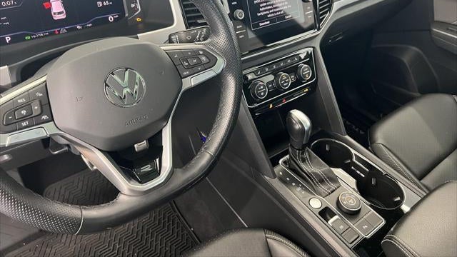 2022 Volkswagen Atlas Cross Sport SEL R-Line 4Motion