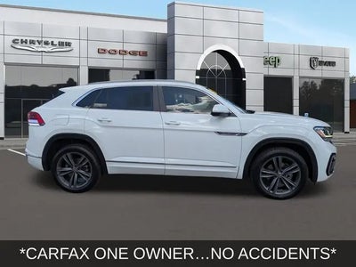 Photo of a 2022 Volkswagen Atlas Cross Sport AWD SEL R-LINE 4motion 4DR SUV for sale