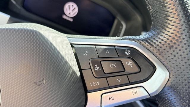 2022 Volkswagen Atlas Cross Sport SEL R-Line 4Motion