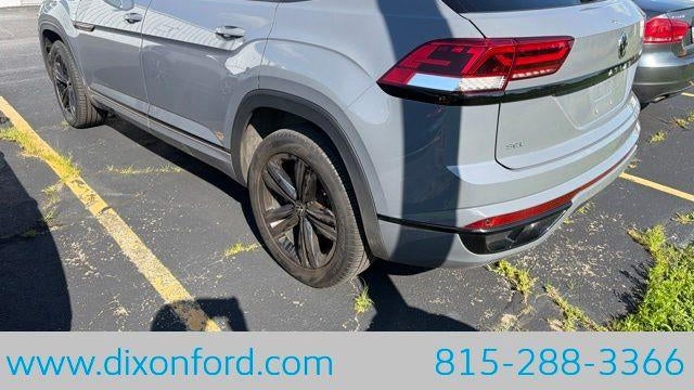 2023 Volkswagen Atlas Cross Sport SEL R-Line Black 4Motion