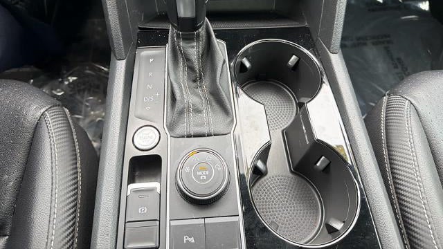 2022 Volkswagen Atlas Cross Sport V6 SEL R-Line 4Motion