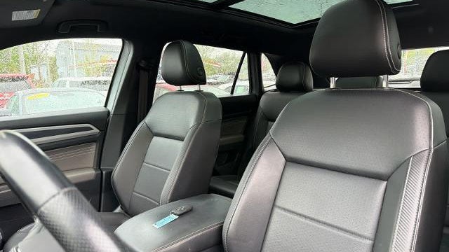 2022 Volkswagen Atlas Cross Sport V6 SEL R-Line 4Motion