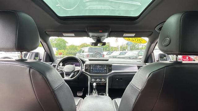 2022 Volkswagen Atlas Cross Sport V6 SEL R-Line 4Motion