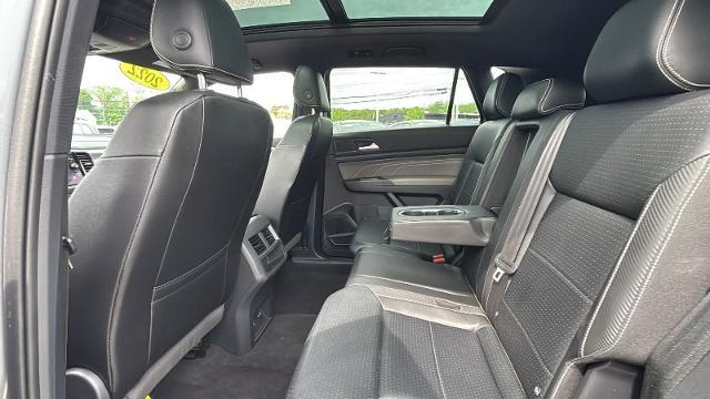2022 Volkswagen Atlas Cross Sport V6 SEL R-Line 4Motion