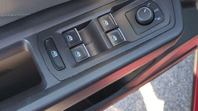 2022 Volkswagen Atlas Cross Sport V6 SEL R-Line 4Motion