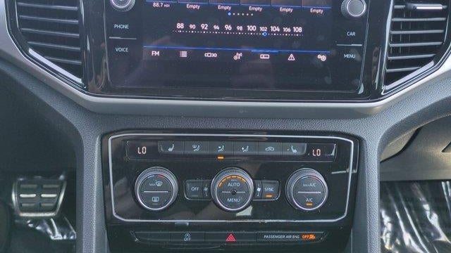 2022 Volkswagen Atlas Cross Sport V6 SEL R-Line 4Motion