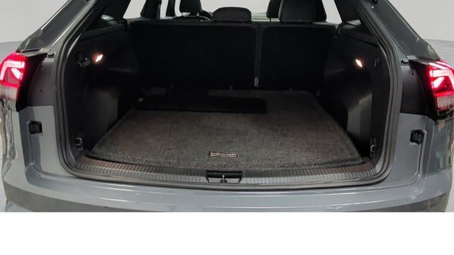 2023 Volkswagen Atlas Cross Sport V6 SEL R-Line Black 4Motion