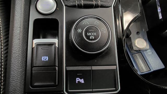 2023 Volkswagen Atlas Cross Sport V6 SEL R-Line Black 4Motion