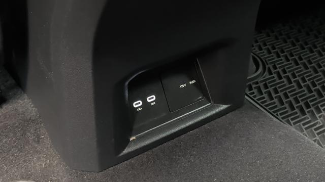 2023 Volkswagen Atlas Cross Sport V6 SEL R-Line Black 4Motion