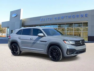 Photo of a 2022 Volkswagen Atlas Cross Sport AWD V6 SEL R-LINE 4motion 4DR SUV for sale
