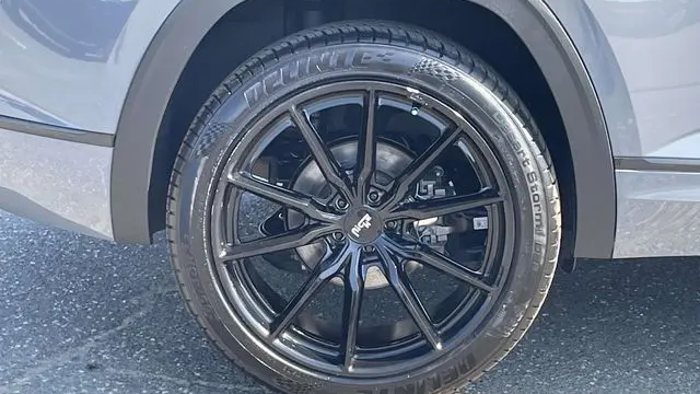 2022 Volkswagen Atlas Cross Sport V6 SEL R-Line 4Motion