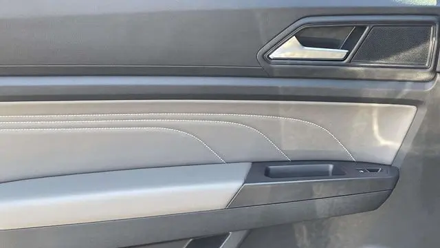 2022 Volkswagen Atlas Cross Sport V6 SEL R-Line 4Motion