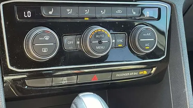 2022 Volkswagen Atlas Cross Sport V6 SEL R-Line 4Motion