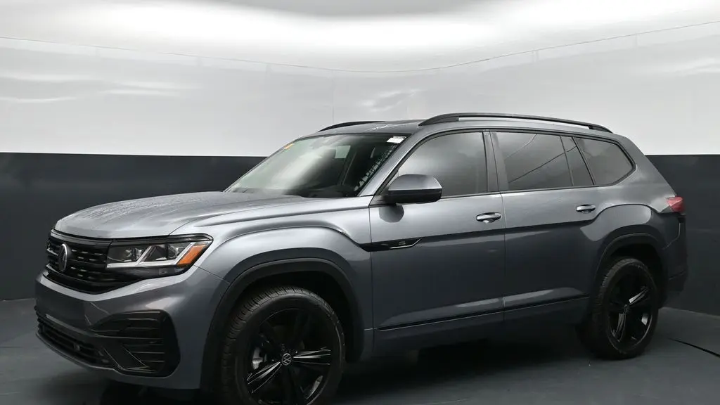 Preowned 2022 Volkswagen Atlas V6 SEL R-Line Black 4Motion for Sale