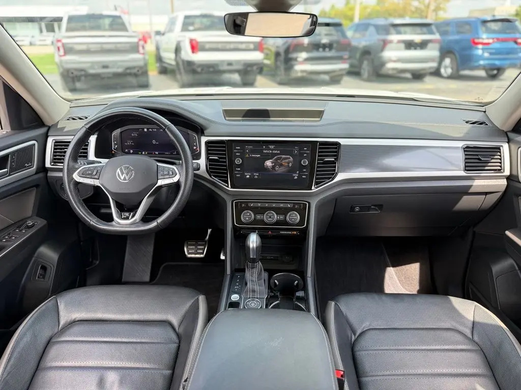 2023 Volkswagen Atlas V6 SEL R-Line Black 4Motion — photo 1 of 12